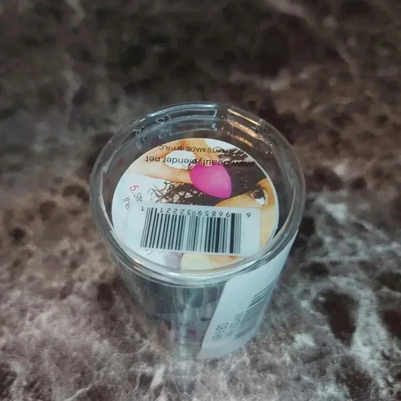 BeautyBlender | The  Original Beautyblender Makeup Sponge in Black (1) - NWOT - Picture 3 of 7